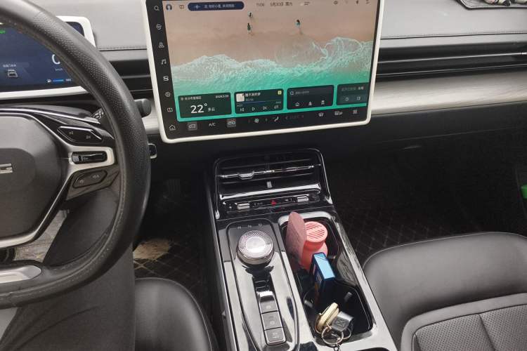Used Wuling Xingguang 2024 Co-Creation Edition 150 Advanced Model Audio And AC Panel
