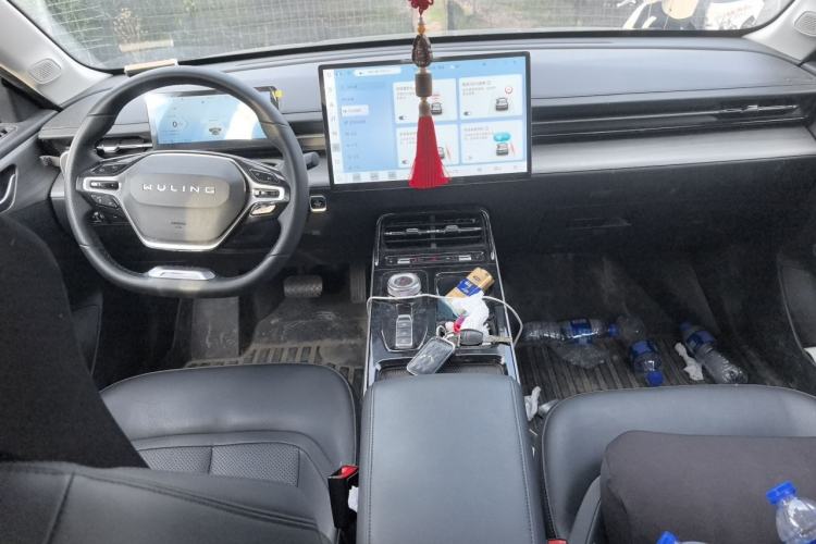Used Wuling Xingguang 2024 Co-Creation Edition 150 Flagship Model Center Console