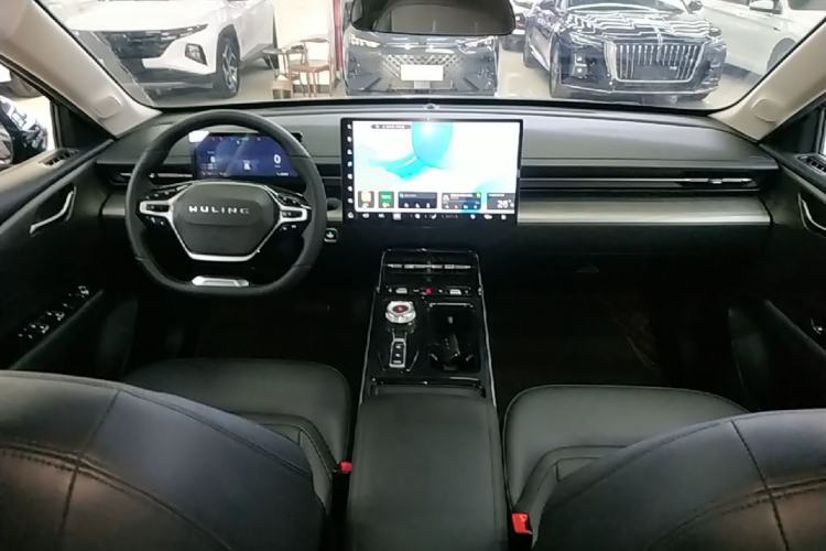 Used Wuling Xingguang 2024 Co-Creation Edition 510 Advanced Model Center Console