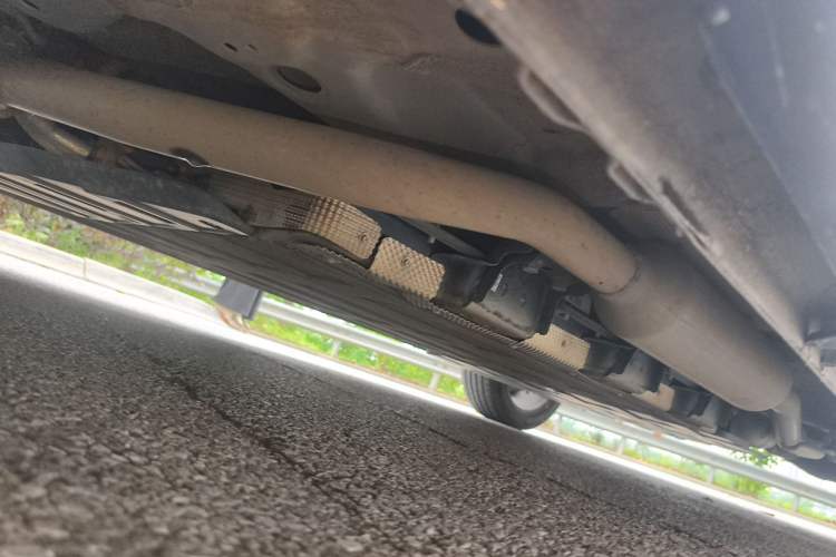 Used Wuling Xingguang 2024 Co-Creation Edition 150 Advanced Model Chassis Front Left