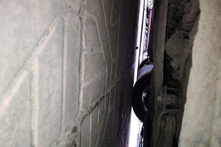 Used Wuling Xingguang 2024 Co-creation Edition 150 Standard Model Chassis Front Right