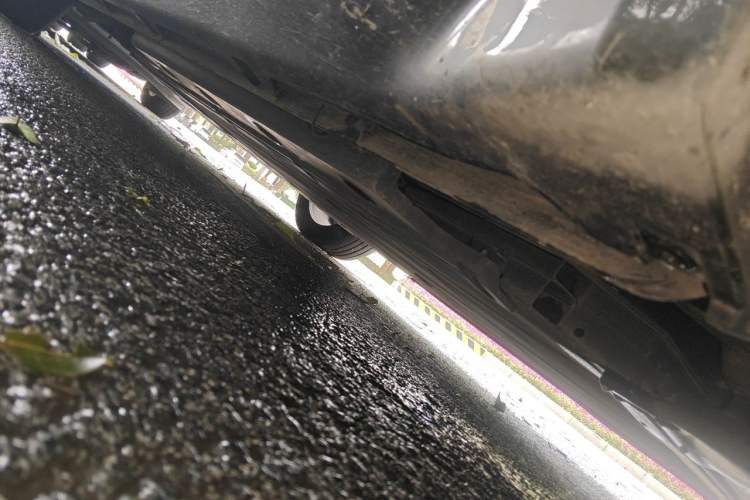 Used Wuling Xingguang 2024 Co-Creation Edition 510 Advanced Model Chassis Front Right