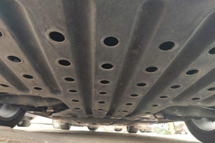Used Wuling Xingguang 2024 Co-Creation Edition 510 Advanced Model Chassis Rear