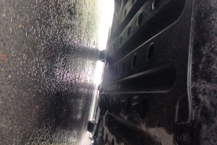 Used Wuling Xingguang 2024 Co-Creation Edition 510 Advanced Model Chassis Rear