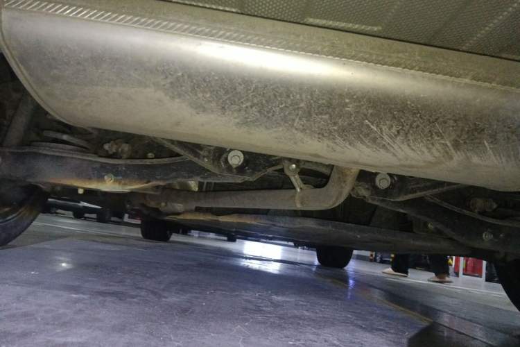 Used Wuling Xingguang 2024 Co-Creation Edition 150 Flagship Model Chassis Rear