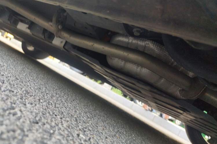 Used Wuling Xingguang 2024 Co-Creation Edition 150 Flagship Model Chassis Rear Left