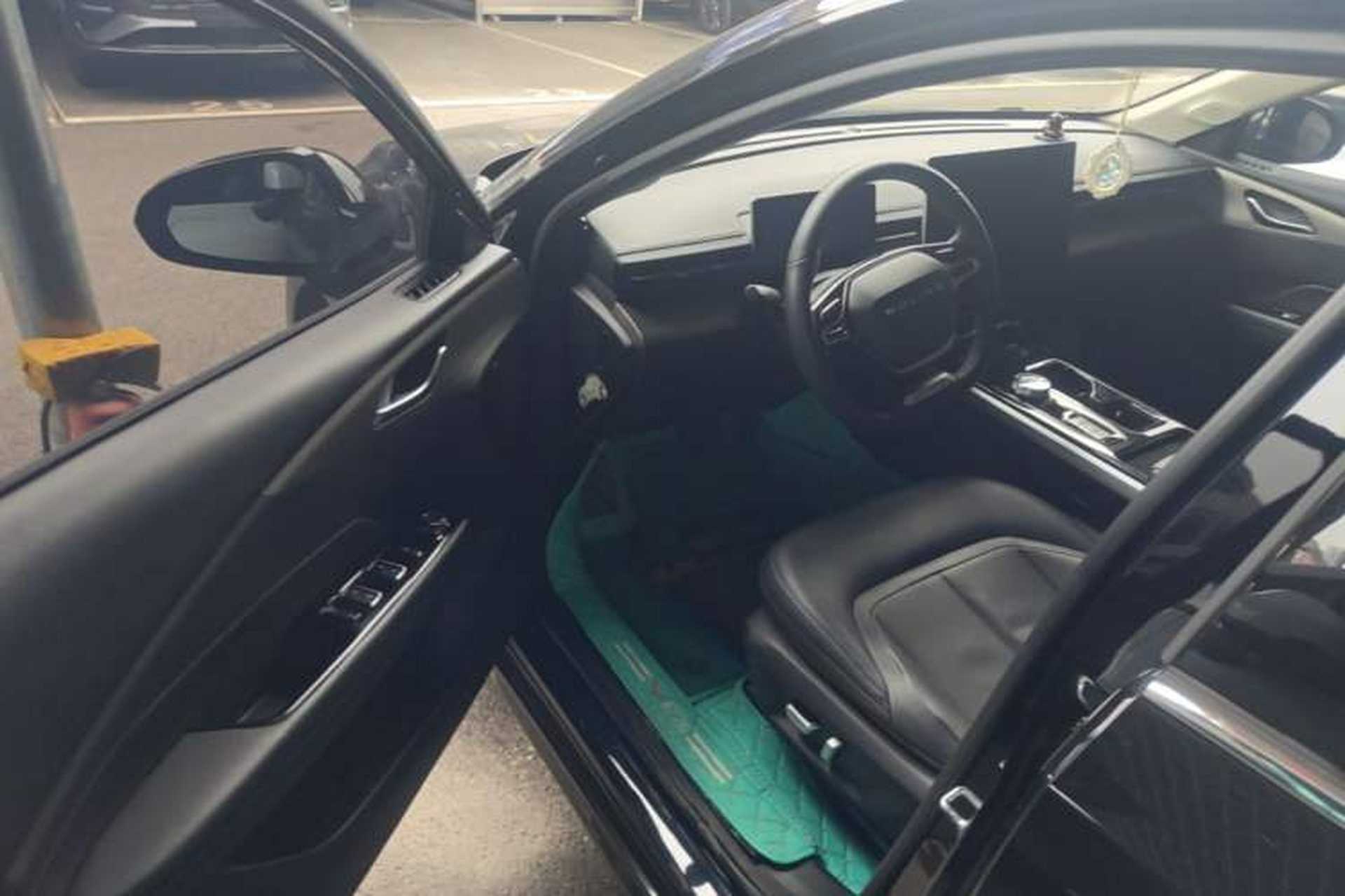 Used Wuling Xingguang 2024 Co-Creation Edition 510 Advanced Model Driver Seat