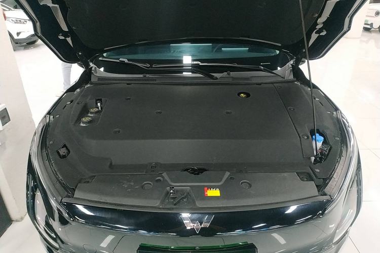 Used Wuling Xingguang 2024 Co-Creation Edition 510 Advanced Model Engine Bay