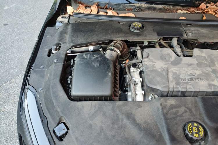 Used Wuling Xingguang 2024 Co-Creation Edition 150 Advanced Model Engine Bay Right