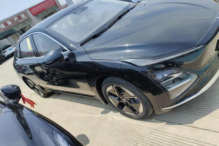 Used Wuling Xingguang 2024 Co-Creation Edition 510 Advanced Model Exterior 2