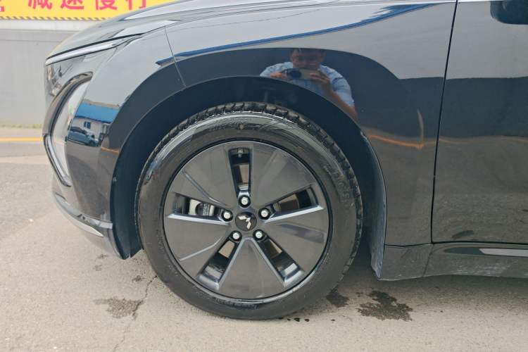 Used Wuling Xingguang 2024 Co-creation Edition 150 Standard Model Exterior 3