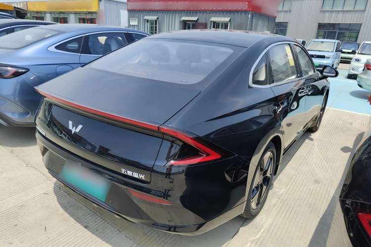 Used Wuling Xingguang 2024 Co-Creation Edition 510 Advanced Model Exterior 3