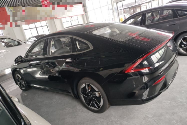 Used Wuling Xingguang 2024 Co-Creation Edition 510 Advanced Model Exterior 3