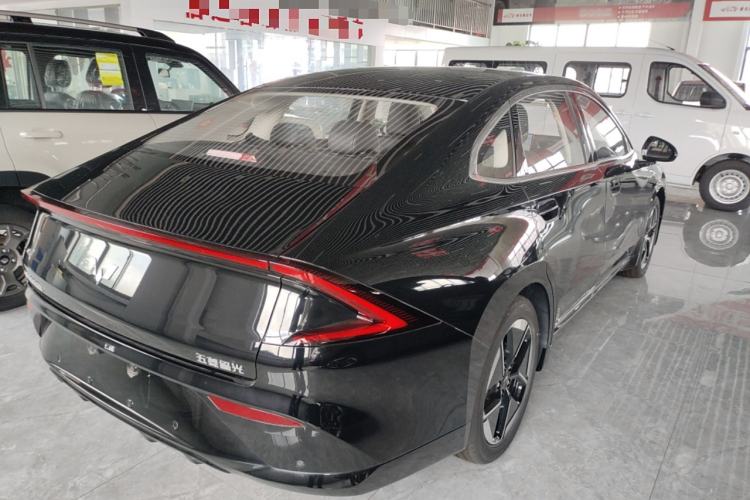 Used Wuling Xingguang 2024 Co-Creation Edition 510 Advanced Model Exterior 5