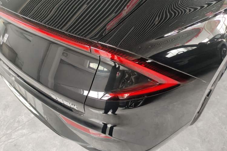 Used Wuling Xingguang 2024 Co-Creation Edition 510 Advanced Model Exterior 6