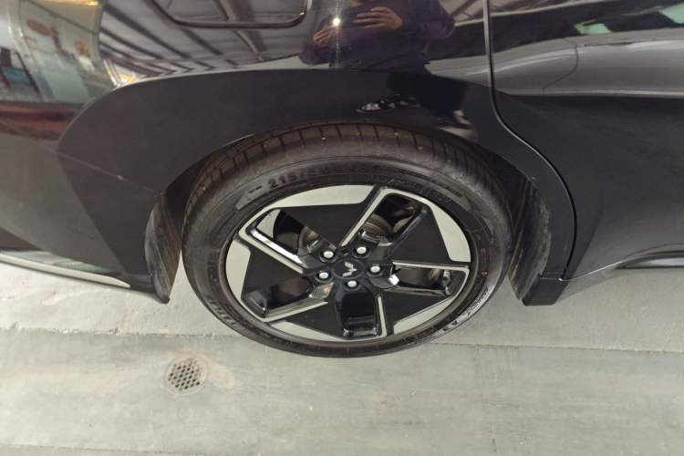 Used Wuling Xingguang 2024 Co-Creation Edition 150 Advanced Model Exterior 8