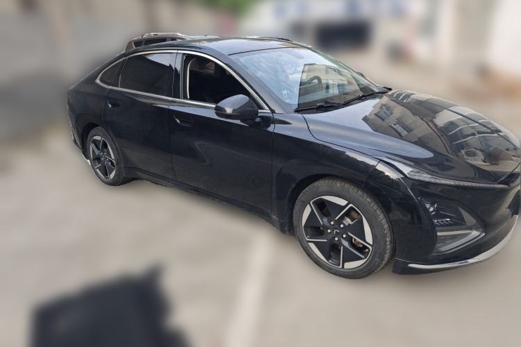 Used Wuling Xingguang 2024 Co-Creation Edition 510 Advanced Model Front Right 45 Deg