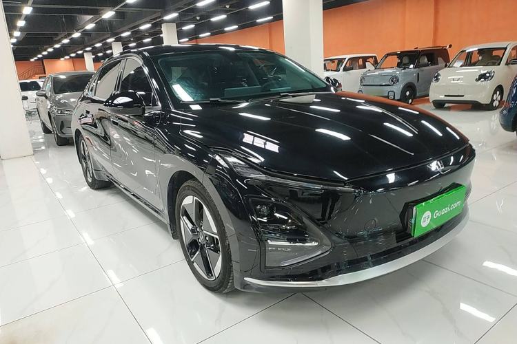 Used Wuling Xingguang 2024 Co-Creation Edition 510 Advanced Model Front Right 45 Deg