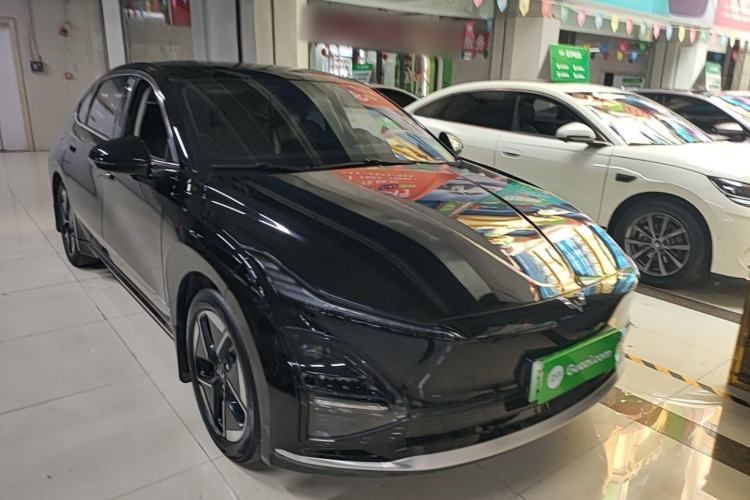 Used Wuling Xingguang 2024 Co-Creation Edition 510 Advanced Model Front Right 45 Deg