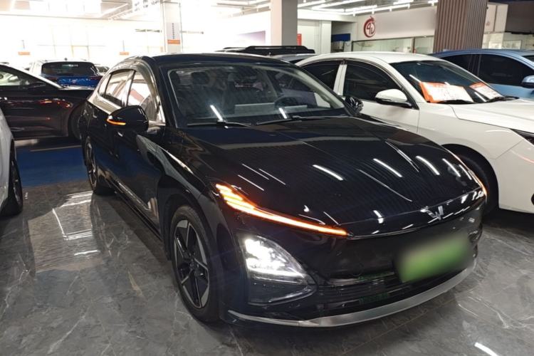 Used Wuling Xingguang 2024 Co-Creation Edition 510 Advanced Model Front Right 45 Deg