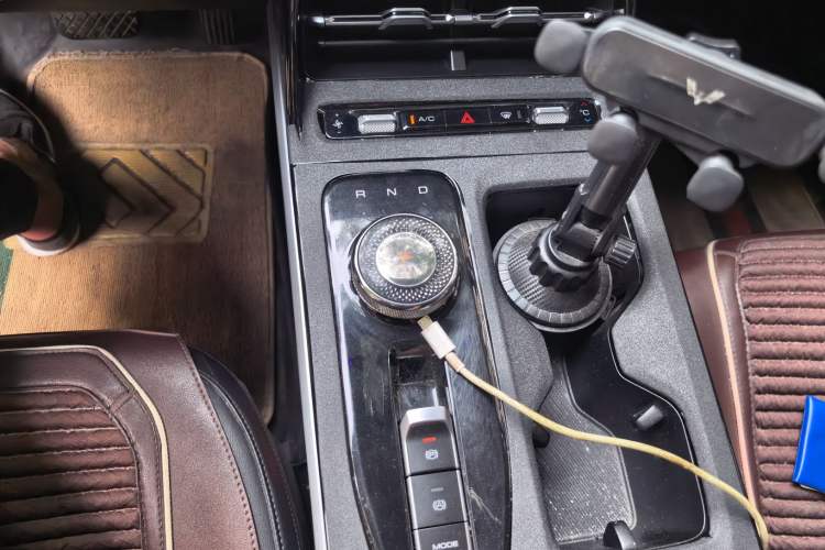 Used Wuling Xingguang 2024 Co-Creation Edition 510 Advanced Model Gear Lever