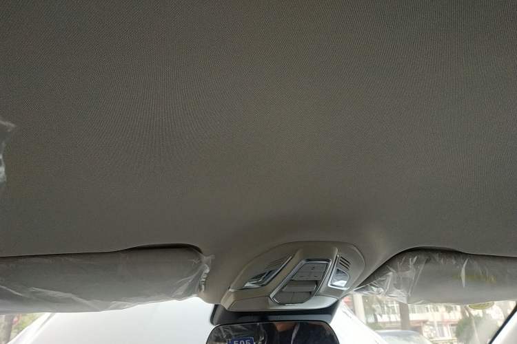 Used Wuling Xingguang 2024 Co-Creation Edition 510 Advanced Model Headliner