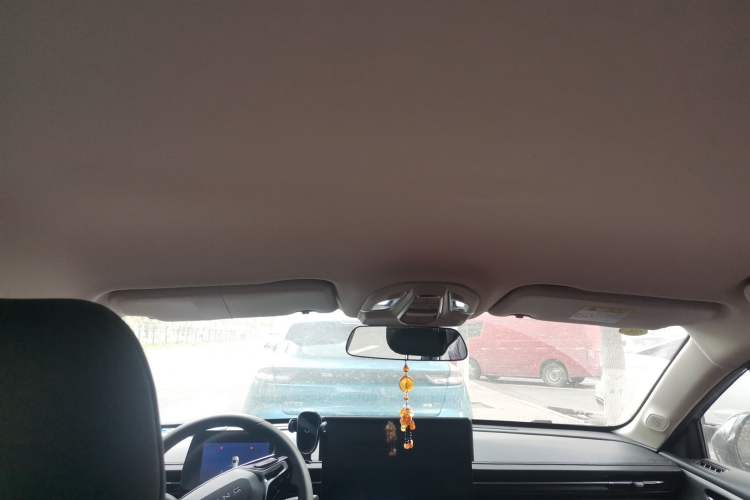Used Wuling Xingguang 2024 Co-Creation Edition 70 Standard Model Headliner