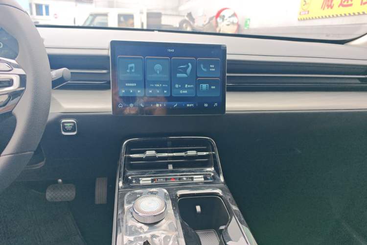 Used Wuling Xingguang 2024 Co-creation Edition 150 Standard Model Interior 1