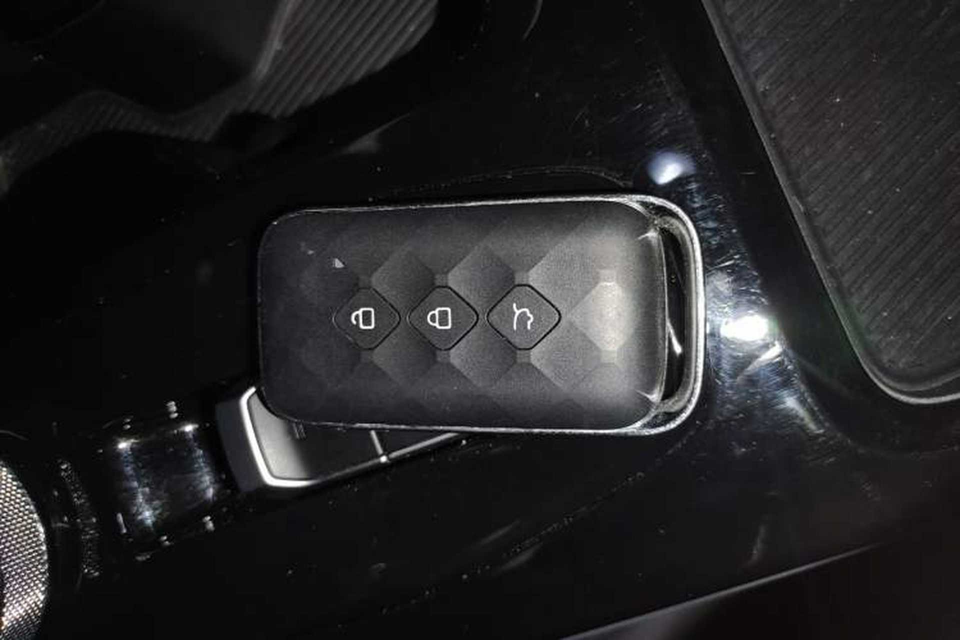 Used Wuling Xingguang 2024 Co-Creation Edition 510 Advanced Model Interior 1