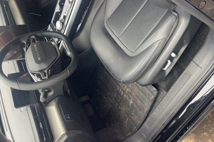 Used Wuling Xingguang 2024 Co-Creation Edition 510 Advanced Model Interior 2