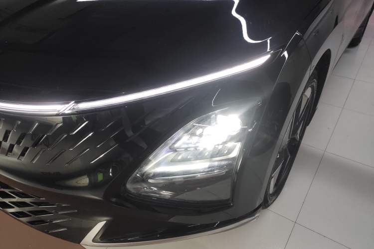 Used Wuling Xingguang 2024 Co-Creation Edition 150 Flagship Model Left Front Headlight