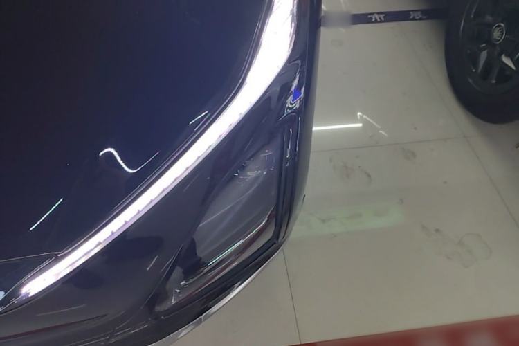 Used Wuling Xingguang 2024 Co-Creation Edition 510 Advanced Model Left Front Headlight