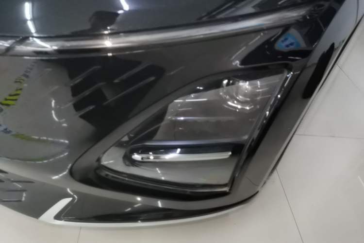 Used Wuling Xingguang 2024 Co-Creation Edition 150 Flagship Model Left Front Headlight