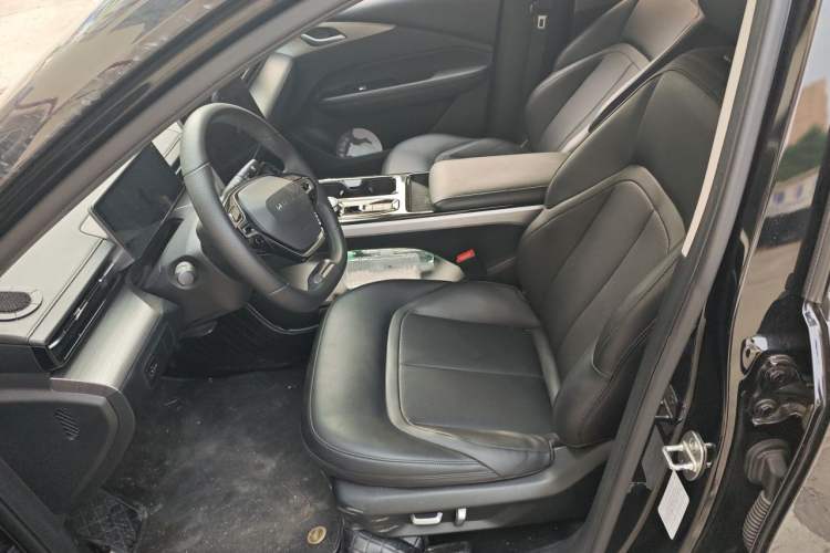 Used Wuling Xingguang 2024 Co-Creation Edition 510 Advanced Model Left Front Seat