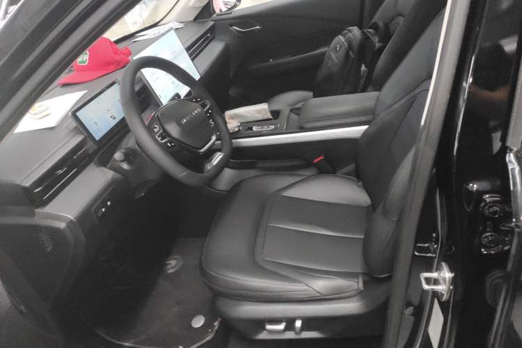 Used Wuling Xingguang 2024 Co-Creation Edition 150 Flagship Model Left Front Seat