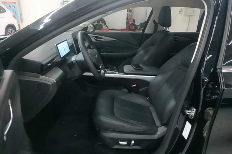 Used Wuling Xingguang 2024 Co-Creation Edition 510 Advanced Model Left Front Seat