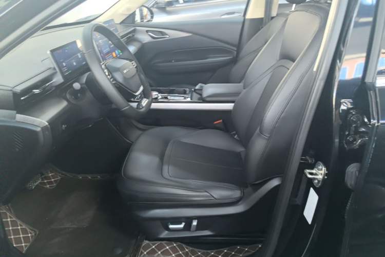 Used Wuling Xingguang 2024 Co-Creation Edition 510 Advanced Model Left Front Seat