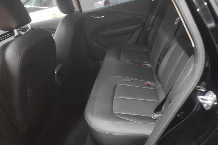 Used Wuling Xingguang 2024 Co-Creation Edition 150 Flagship Model Left Rear Seat