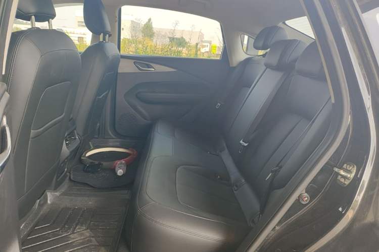 Used Wuling Xingguang 2024 Co-creation Edition 150 Standard Model Left Rear Seat