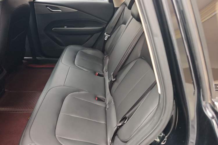 Used Wuling Xingguang 2024 Co-Creation Edition 150 Advanced Model Left Rear Seat