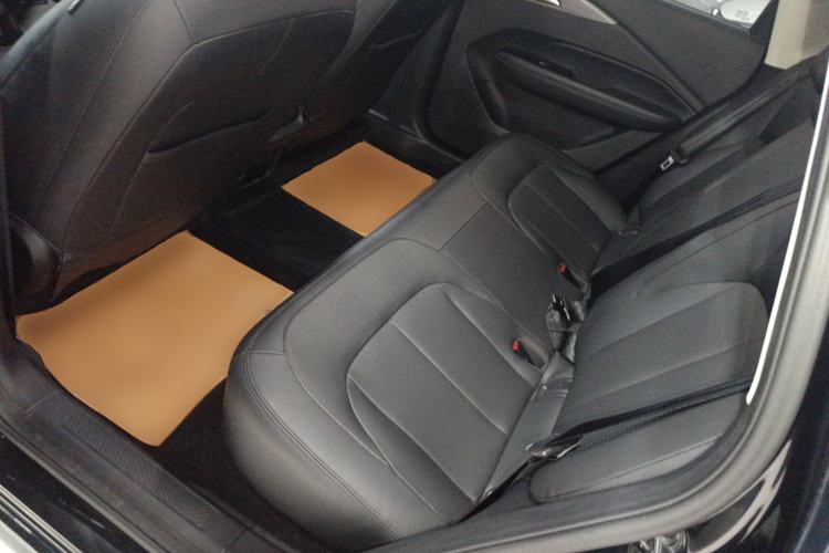 Used Wuling Xingguang 2024 Co-Creation Edition 150 Flagship Model Left Rear Seat