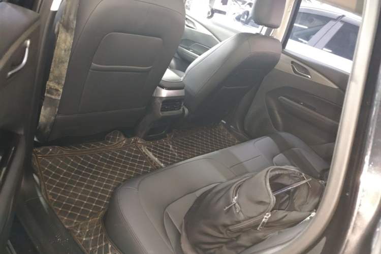 Used Wuling Xingguang 2024 Co-Creation Edition 510 Advanced Model Left Rear Seat
