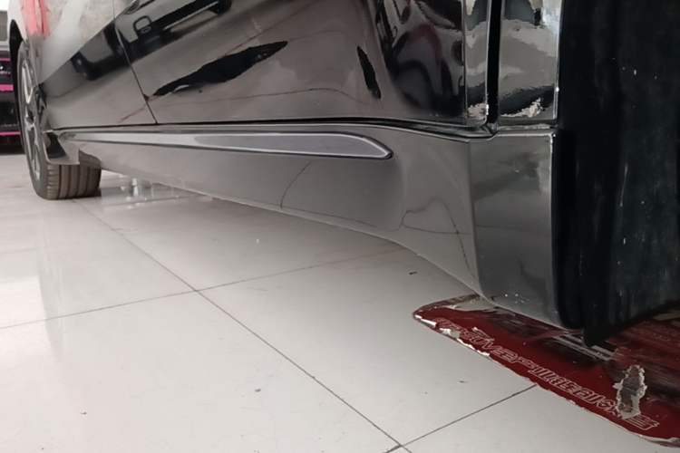 Used Wuling Xingguang 2024 Co-Creation Edition 510 Advanced Model Left Side Sill