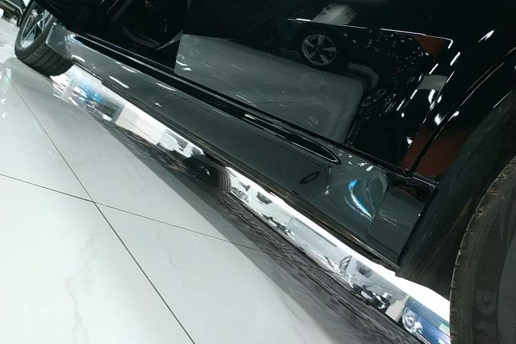 Used Wuling Xingguang 2024 Co-Creation Edition 510 Advanced Model Left Side Sill