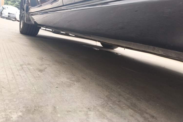 Used Wuling Xingguang 2024 Co-Creation Edition 150 Flagship Model Left Side Sill