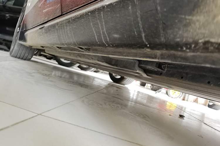 Used Wuling Xingguang 2024 Co-Creation Edition 510 Advanced Model Left Side Sill