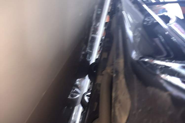 Used Wuling Xingguang 2024 Co-Creation Edition 150 Advanced Model Left Side Sill