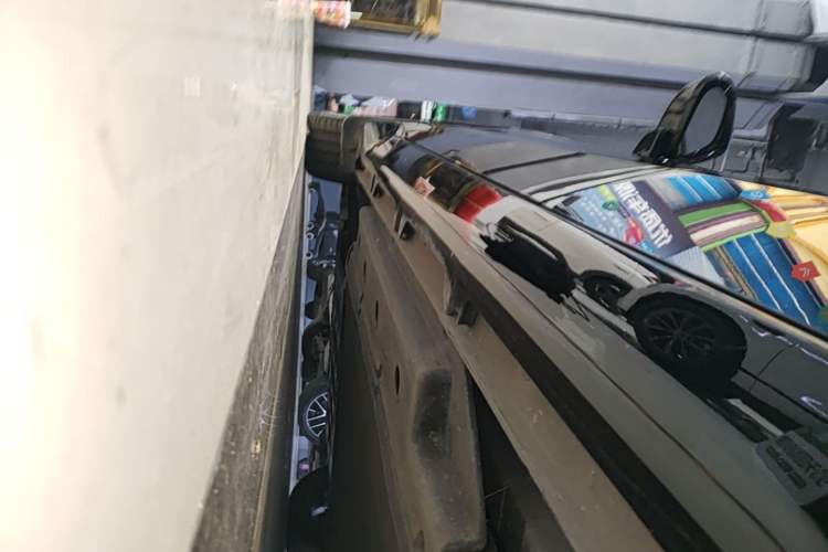 Used Wuling Xingguang 2024 Co-Creation Edition 510 Advanced Model Left Side Sill