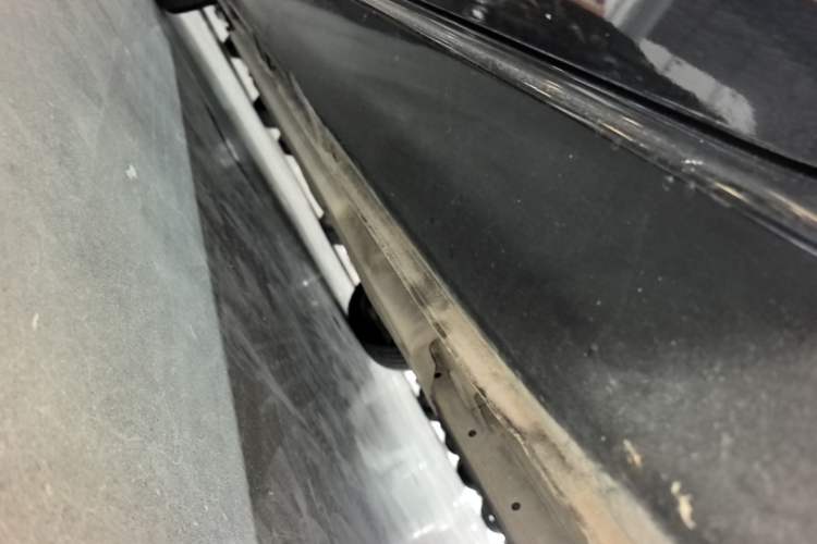 Used Wuling Xingguang 2024 Co-Creation Edition 510 Advanced Model Left Side Sill