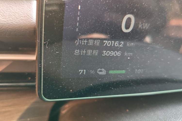 Used Wuling Xingguang 2024 Co-Creation Edition 150 Advanced Model Odometer Close Up
